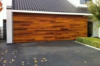 houten-sectionaal-deur-bekleed-met-red-cedar-204x134